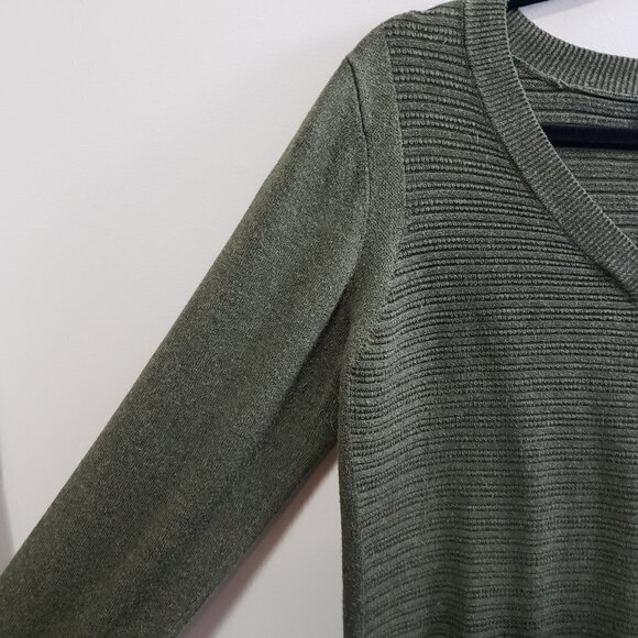 Hilary Radley * Faux Layered Sweater * Sz M - Picture 5 of 9